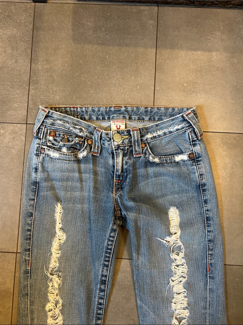 True Religion Distressed, Flare ,Low Rise Joey Jeans - Picture 4 of 13